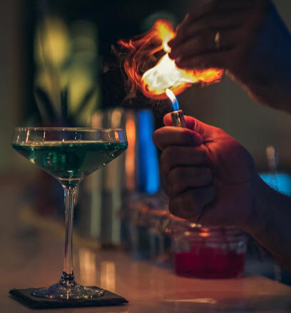 LiquidChef, Mauritius mobile bar, cocktail catering Mauritius, luxury bar service, event bartenders, wedding bar Mauritius, private party cocktails, professional bartenders Mauritius, premium cocktail service, bespoke cocktails, mobile cocktail bar Mauriti